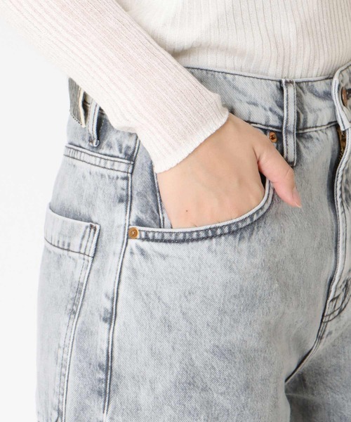 TITE IN THE STORE（ティテ　インザ　ストア）の「カーゴデニムパンツ（デニムパンツ・レディース・グレー・25/26）」の13枚目の写真