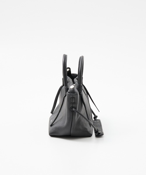 Beau're(ヴュレ)の「【WEB限定】【Beau're/ヴュレ】2WAYボートシェイプショルダーバッグ(ショルダーバッグ・レディース・ブラック/グレー・フリー)」の8枚目の写真
