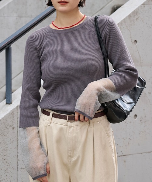 MONO-MART（モノマート）の「＜マシンウォッシャブル/アンチピリング＞袖シアー切替 クルーネックリブニット（ニット/セーター・レディース・ブルー/グレー/オフホワイト/ブラウン/ホワイト系/グレイッシュベージュ/ブラック・FREE）」の17枚目の写真