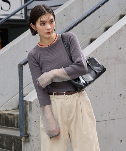 MONO-MART（モノマート）の「＜マシンウォッシャブル/アンチピリング＞袖シアー切替 クルーネックリブニット（ニット/セーター・レディース・ブルー/グレー/オフホワイト/ブラウン/ホワイト系/グレイッシュベージュ/ブラック・FREE）」の18枚目の写真