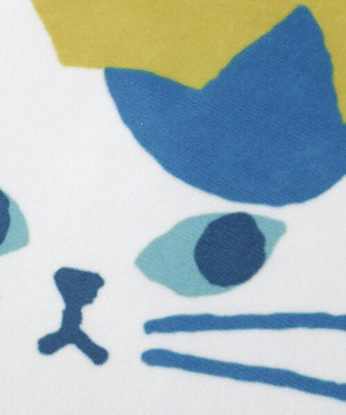one'sterrace(ワンズテラス)の「FIKA 猫型クッション(クッション/クッションカバー・レディース・イエロー系8・99)」の5枚目の写真
