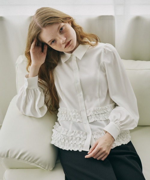 idem(イデム)の「many frill blouse / フリルデザインブラウス(シャツ/ブラウス・レディース・オフホワイト/ブラック・FREE)」の2枚目の写真