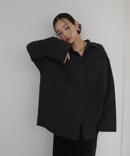 【qualia】peach skin shirt BLACK デレス qualia】peach skin shirt BLACK デレス