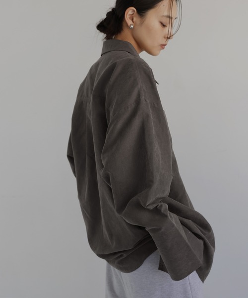 hellam（へラム）の「ピーチスキンオーバーシャツ（シャツ/ブラウス・レディース・アイボリー/ブラック/ブラウン/チャコール・FREE）」の9枚目の写真