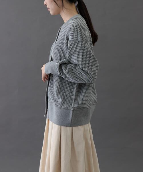 FORK&SPOON（フォークアンドスプーン）の「FORK&SPOON　ワッフルカーディガン（カーディガン/ボレロ・レディース・チャコールグレー/グレー系その他/ベージュ・1）」の18枚目の写真