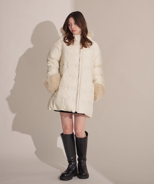 fupel（フぺル）の「Mid-length padded fur coat / ミドル丈中綿ファーコート（その他アウター・レディース・アイボリー/ブラック/モカ・FREE）」の11枚目の写真