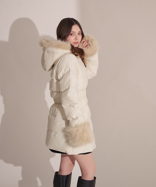fupel（フぺル）の「Mid-length padded fur coat / ミドル丈中綿ファーコート（その他アウター・レディース・アイボリー/ブラック/モカ・FREE）」の7枚目の写真