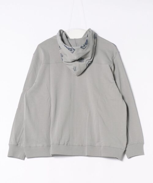 SUPER HAKKA（スーパーハッカ）の「SUPER　HAKKA×保坂優子　「窓と庭」刺繍裏毛ジップアップフーディ（パーカー・レディース・グレー/ベージュ・FREE）」の8枚目の写真