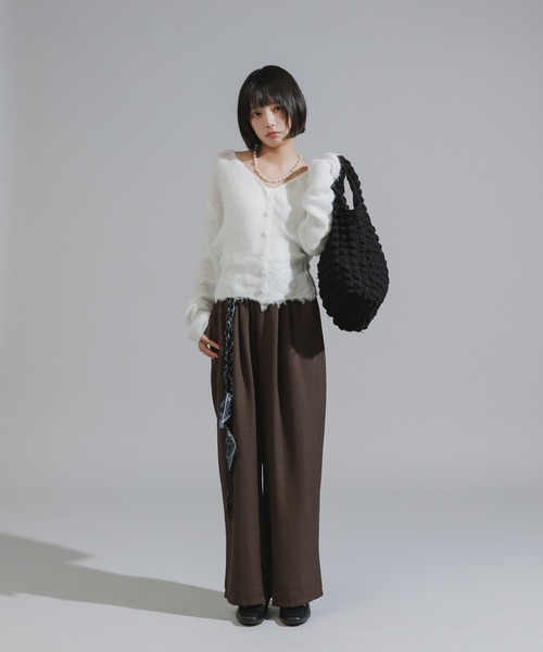 Chick（チック）の「Wood Bead Cord with Bandana Straight Leg Pants / バンダナ付きウッドビーズコード ストレートパンツ（スラックス・レディース・ホワイト/ブラック/ダークブラウン・FREE）」の14枚目の写真