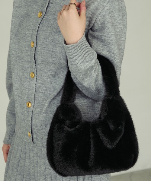 Cherir Mignon(シェリルミニョン)の「【Cherir Mignon】ファーギャザーハンドルバッグ(ハンドバッグ・レディース・アイボリー/ブラック/ベージュ系その他/グレー・FREE)」の10枚目の写真