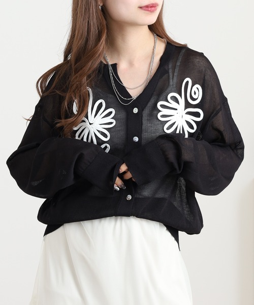 FUNALIVE(ファンアライブ)の「刺繍シアーニットカーディガン(カーディガン/ボレロ・レディース・ブラック/オフホワイト・FREE)」の4枚目の写真