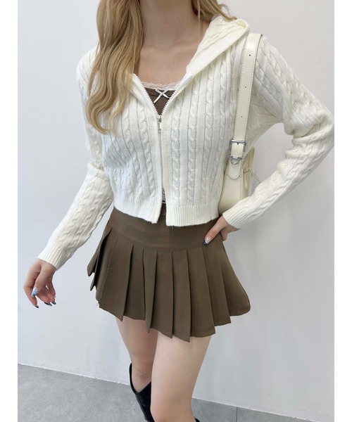 PHILLY（フィリー）の「コンパクトケーブルニットパーカー（パーカー・レディース・ホワイト/ブラック・FREE）」の4枚目の写真