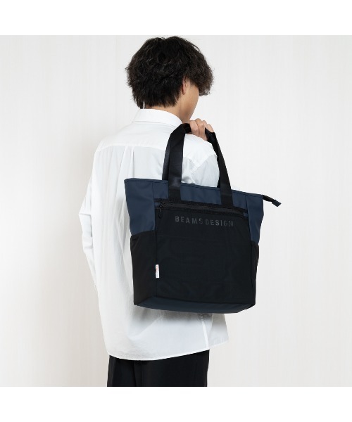 BEAMS DESIGN(ビームス デザイン)の「BEAMSDESIGN(ビームスデザイン)エラスティックメッシュ トートバッグ(トートバッグ・メンズ・ブラック/サンドベージュ/ネイビー・FREE)」の1枚目の写真