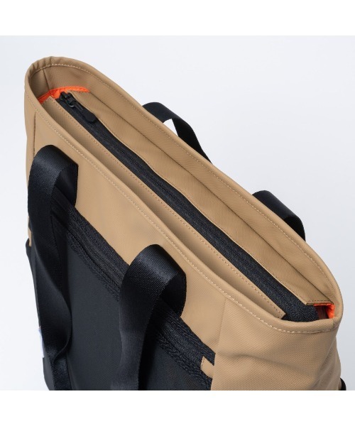 BEAMS DESIGN(ビームス デザイン)の「BEAMSDESIGN(ビームスデザイン)エラスティックメッシュ トートバッグ(トートバッグ・メンズ・ブラック/サンドベージュ/ネイビー・FREE)」の16枚目の写真