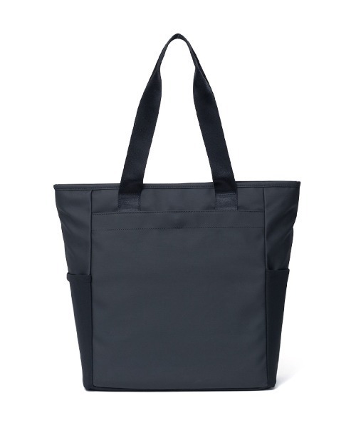 BEAMS DESIGN(ビームス デザイン)の「BEAMSDESIGN(ビームスデザイン)エラスティックメッシュ トートバッグ(トートバッグ・メンズ・ブラック/サンドベージュ/ネイビー・FREE)」の5枚目の写真