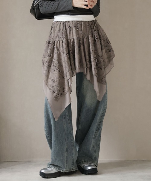 Ulysses(ユリシス)の「カーブワイドデニムパンツ(デニムパンツ・レディース・ライトブルー/ブラック・M/S)」の2枚目の写真