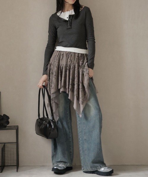 Ulysses(ユリシス)の「カーブワイドデニムパンツ(デニムパンツ・レディース・ライトブルー/ブラック・M/S)」の10枚目の写真