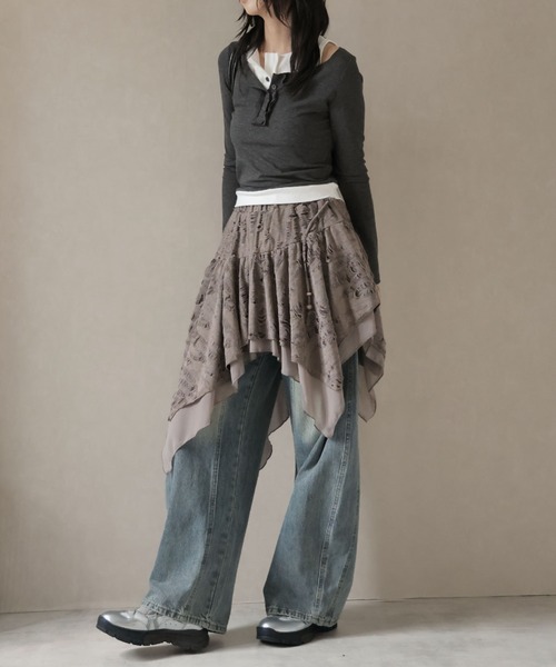 Ulysses(ユリシス)の「カーブワイドデニムパンツ(デニムパンツ・レディース・ライトブルー/ブラック・M/S)」の14枚目の写真