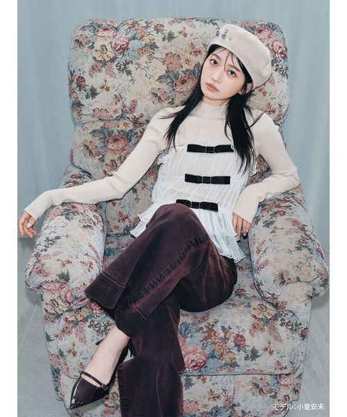 LILY BROWN（リリーブラウン）の「ストレートフレアデニムパンツ（デニムパンツ・レディース・ブラウン/ブルー/ライトブルー・0/1）」の4枚目の写真