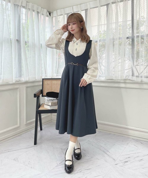 F i.n.t（フィント）の「スカラップ衿フロント小花刺繍ブラウス（シャツ/ブラウス・レディース・ベージュ/オフホワイト・FREE）」の12枚目の写真