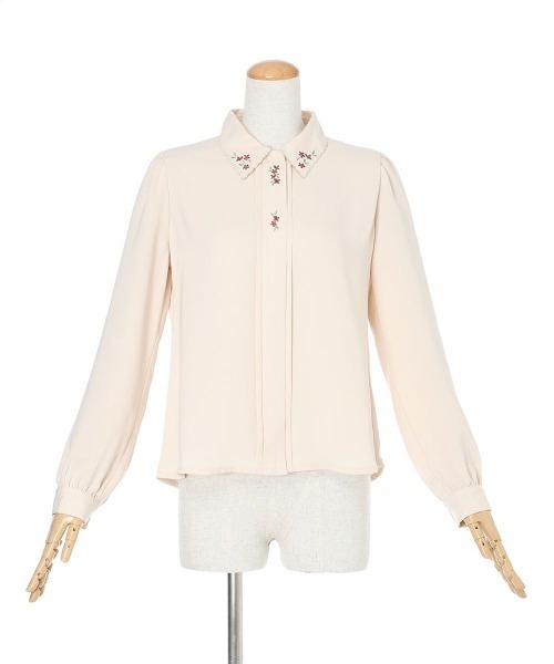 F i.n.t（フィント）の「スカラップ衿フロント小花刺繍ブラウス（シャツ/ブラウス・レディース・ベージュ/オフホワイト・FREE）」の14枚目の写真
