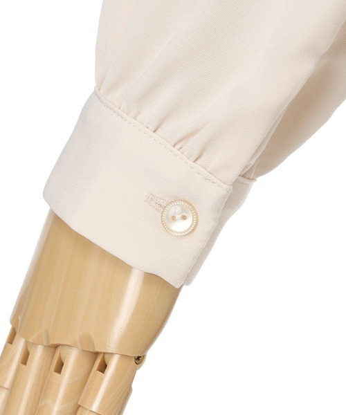 F i.n.t（フィント）の「スカラップ衿フロント小花刺繍ブラウス（シャツ/ブラウス・レディース・ベージュ/オフホワイト・FREE）」の21枚目の写真