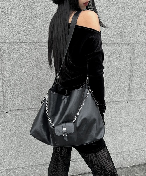 LVEU.（ラブユ.）の「【LVEU.】チェーンポーチビッグトートバッグ / バッグ かばん BAG トート ワンショル ポーチ 大きめ A4 チェーン ブラック モード（トートバッグ・レディース・ブラック・FREE）」の16枚目の写真