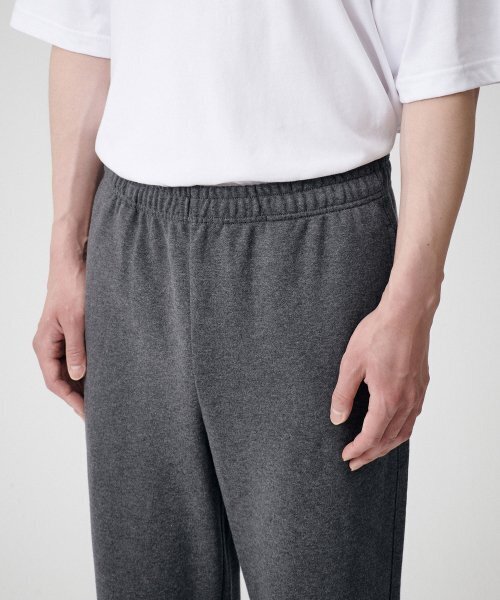 MUSINSA STANDARD（ムシンサスタンダード）の「スウェットパンツ[チャコールグレー]（スウェットパンツ・メンズ・その他・SMALL/MEDIUM/LARGE）」の4枚目の写真