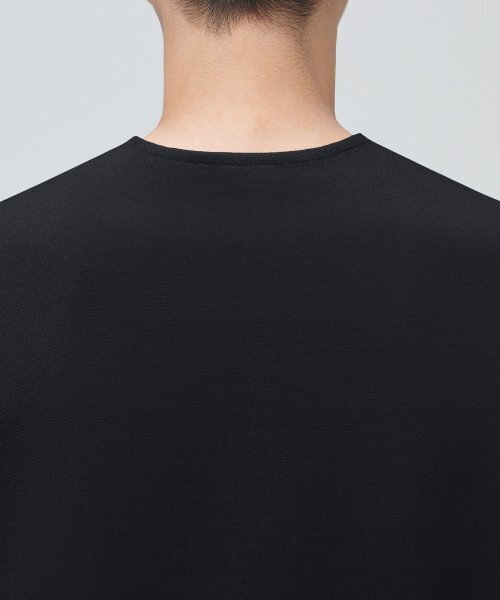 MUSINSA STANDARD（ムシンサスタンダード）の「フォンテリラックスフィットクルーネックTシャツ[ブラック]（Tシャツ/カットソー・メンズ・その他・X-LARGE/XX-LARGE/XXX-LARGE/SMALL/MEDIUM/LARGE）」の4枚目の写真