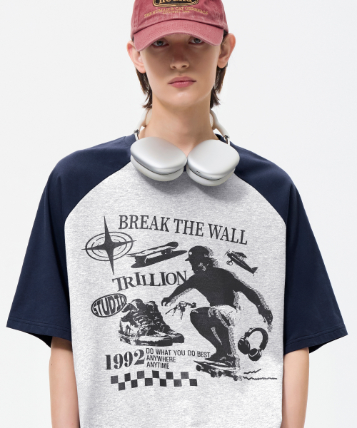 TRILLION(トリリオン)の「スケートボードピグメントグラフィックレグラン半袖_ネイビー(Tシャツ/カットソー・レディース・その他・MEDIUM/LARGE/X-LARGE)」の3枚目の写真