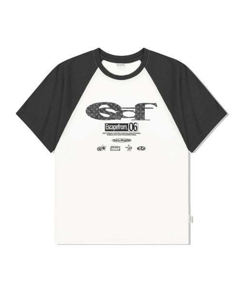 ESCAPEFROM(エスケープフロム)の「スターデニムESCFロゴコラージュプリントラグラン配色半袖チャコール(Tシャツ/カットソー・レディース・その他・MEDIUM/LARGE)」の2枚目の写真