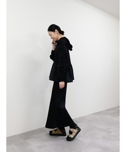 DOLLUPOOPS(ドールアップウップス)の「フリルコンビジップパーカー(パーカー・レディース・ライトグレー/ブラック・FREE)」の4枚目の写真