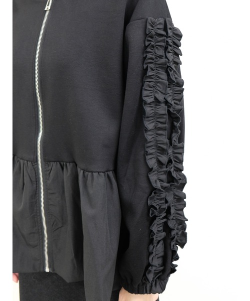 DOLLUPOOPS(ドールアップウップス)の「フリルコンビジップパーカー(パーカー・レディース・ライトグレー/ブラック・FREE)」の10枚目の写真