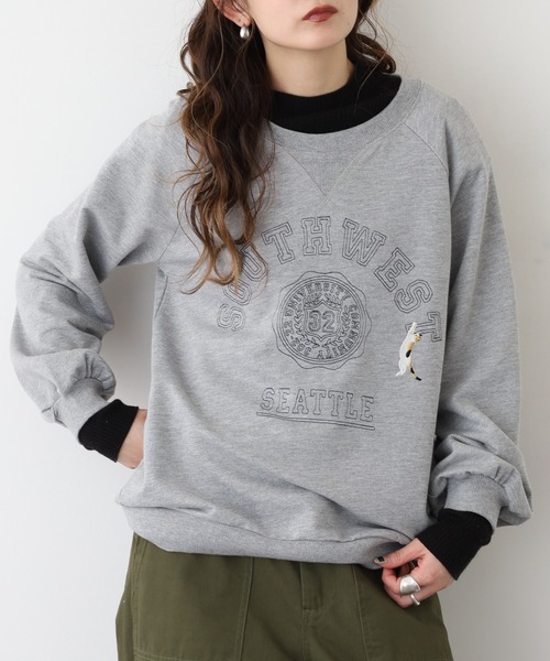 Quelle Chance(ケルシャンス)の「プリント+刺繍 長袖プルオーバー(Tシャツ/カットソー・レディース・杢グレー/チャコールグレー/グリーン/マスタード・M/L)」の7枚目の写真