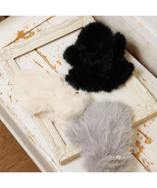 MARY QUANT（マリークワント）の「エコロングファー グローブ（手袋