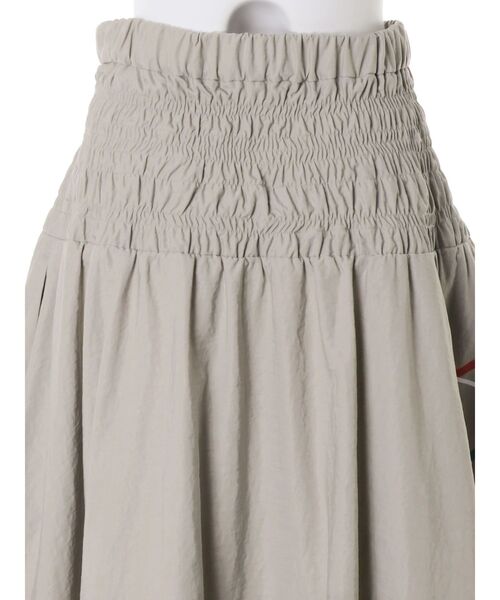 UN3D.(アンスリード)の「STRATUM LINE SK【セットアップ着用可能】 / ストレイタムラインスカート(スカート・レディース・ブラック/グレー・36/38)」の15枚目の写真