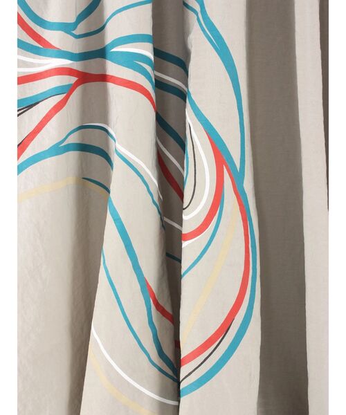 UN3D.(アンスリード)の「STRATUM LINE SK【セットアップ着用可能】 / ストレイタムラインスカート(スカート・レディース・ブラック/グレー・36/38)」の20枚目の写真