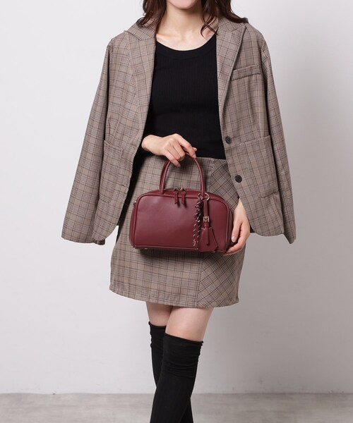ESPERANZA(エスペランサ)の「チャーム付横長ボストンバッグ(ボストンバッグ・レディース・キャメル/ワインレッド/シルバー/ブラック・FREE)」の13枚目の写真