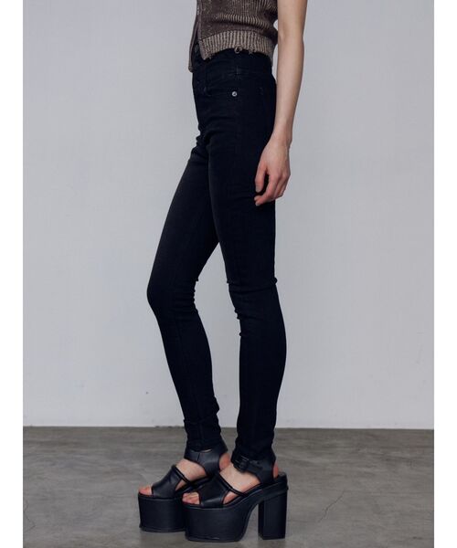 EMODA(エモダ)の「【ELDER】MONSTER H/W DENIM(デニムパンツ・レディース・ブラック・MEDIUM/X-SMALL/SMALL)」の4枚目の写真