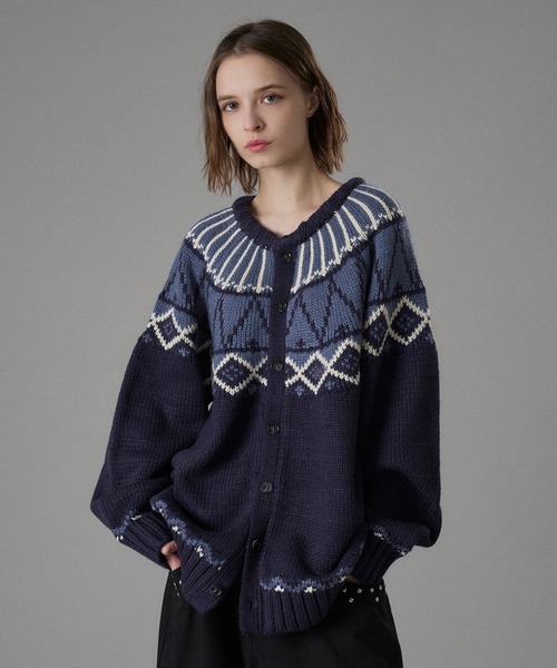ONCILY(オンシェリー)の「TRADITIONAL NORDIC KNIT CARDIGAN / トラディショナルノルディックニットカーディガン(カーディガン/ボレロ・メンズ・ブラウン/ネイビー/アイボリー・SMALL/MEDIUM/LARGE)」の2枚目の写真