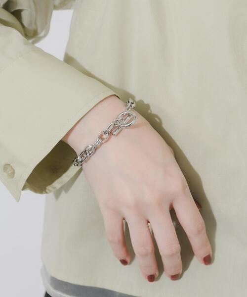 SMELLY（スメリー）の「オーバルチェーンマンテルブレスレット（ブレスレット・レディース・シルバー・-）」の2枚目の写真