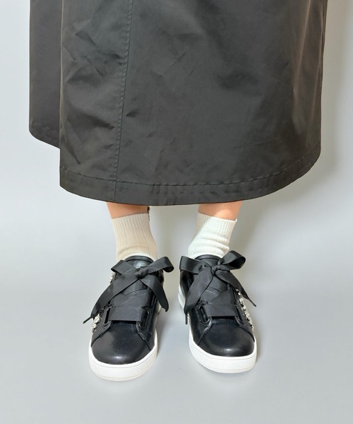 Jeffrey Campbell（ジェフリーキャンベル）の「フラワービジュー リボンスニーカー（スニーカー・レディース・ブラック/ホワイト・36/37/38/39）」の11枚目の写真