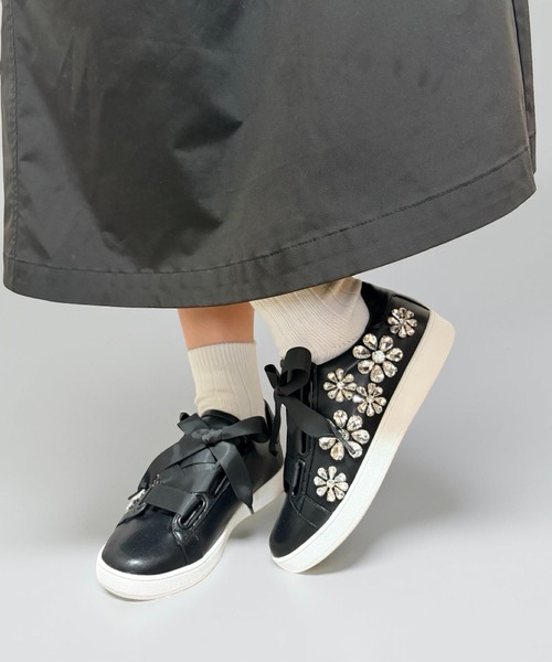 Jeffrey Campbell（ジェフリーキャンベル）の「フラワービジュー リボンスニーカー（スニーカー・レディース・ブラック/ホワイト・36/37/38/39）」の16枚目の写真