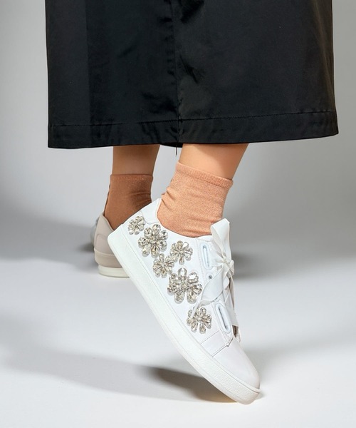 Jeffrey Campbell（ジェフリーキャンベル）の「フラワービジュー リボンスニーカー（スニーカー・レディース・ブラック/ホワイト・36/37/38/39）」の22枚目の写真