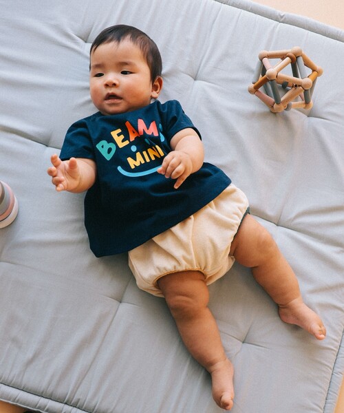 BEAMS mini(ビームスミニ)の「【WEB限定】ベビー スマイル Tシャツ 2026SS(70~80cm)(Tシャツ/カットソー・キッズ・ネイビー/ケリーグリーン/レッド系その他2/オフホワイト・80/70)」の6枚目の写真