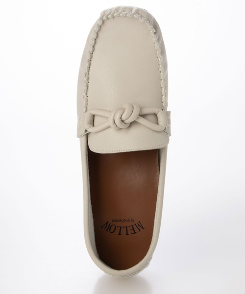 enchanted（エンチャンテッド）の「ソフトチューブモカシン（モカシン/デッキシューズ・レディース・シルバー/アイボリー/ブラック/ピンク/グレイッシュベージュ・25/24.5/24/23.5/23/22.5/22）」の8枚目の写真