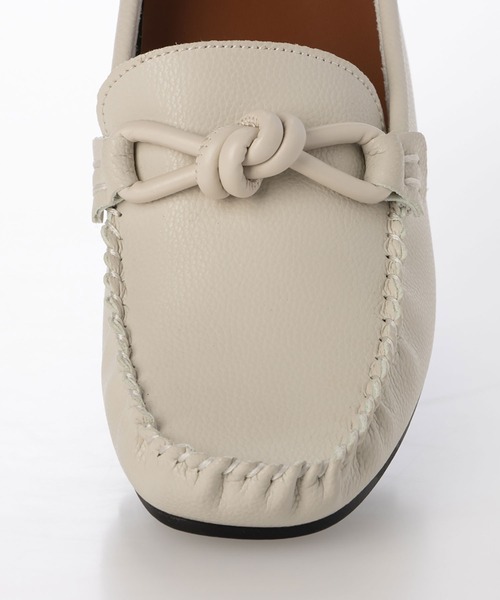 enchanted（エンチャンテッド）の「ソフトチューブモカシン（モカシン/デッキシューズ・レディース・シルバー/アイボリー/ブラック/ピンク/グレイッシュベージュ・25/24.5/24/23.5/23/22.5/22）」の10枚目の写真