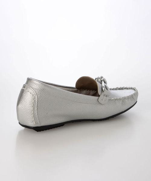 enchanted（エンチャンテッド）の「ソフトチューブモカシン（モカシン/デッキシューズ・レディース・シルバー/アイボリー/ブラック/ピンク/グレイッシュベージュ・25/24.5/24/23.5/23/22.5/22）」の17枚目の写真