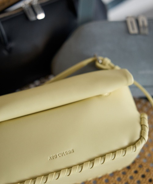 ADD CULUMN（アドカラム）の「【ADD CULUMN】ROLLAOBLONG S（ハンドバッグ・レディース・レモンイエロー・フリー）」の3枚目の写真