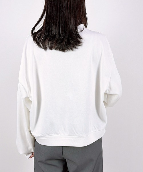 CLOTHY(クロシィ)の「【Allシーズン使えるなめらか軽量素材♪】スウェットトップス(セットアップ可)(スウェット・レディース・ライトグレー/オフホワイト/グレー/ブラック・LARGE/MEDIUM)」の10枚目の写真